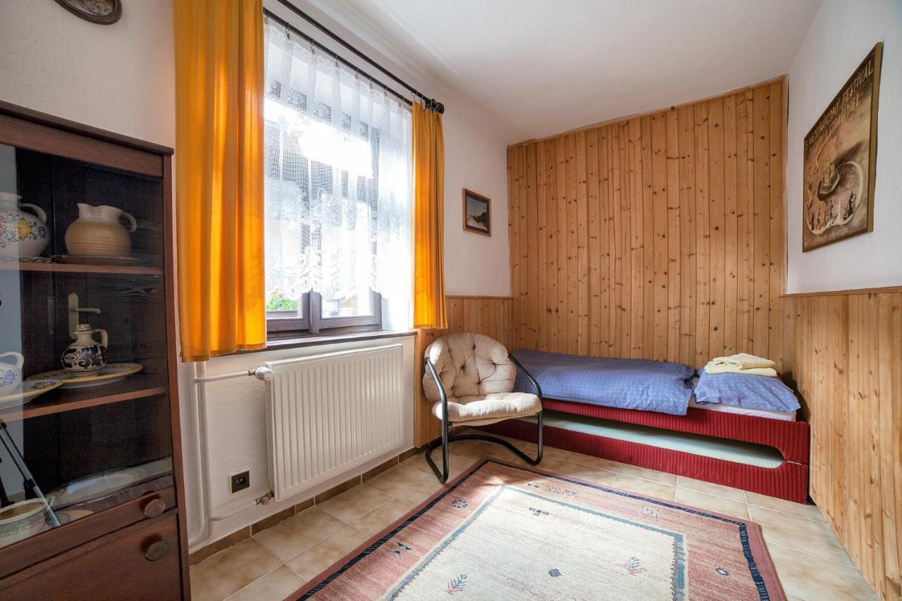 Prazdninovy Dom Eliska*** Villa Frivaldnádas Kültér fotó